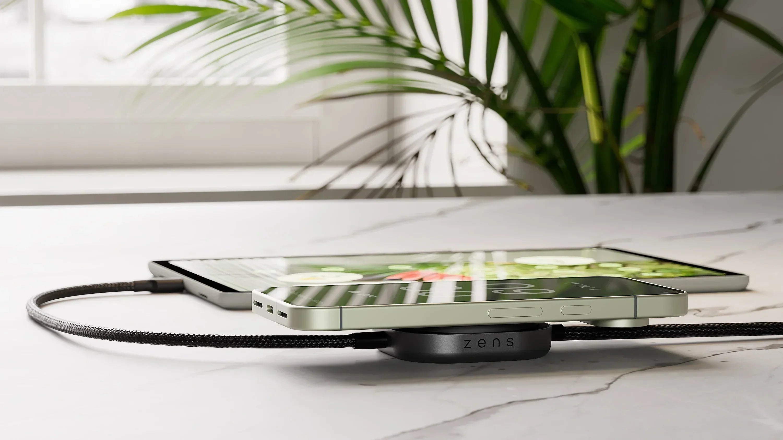 Wireless charging for e-readers