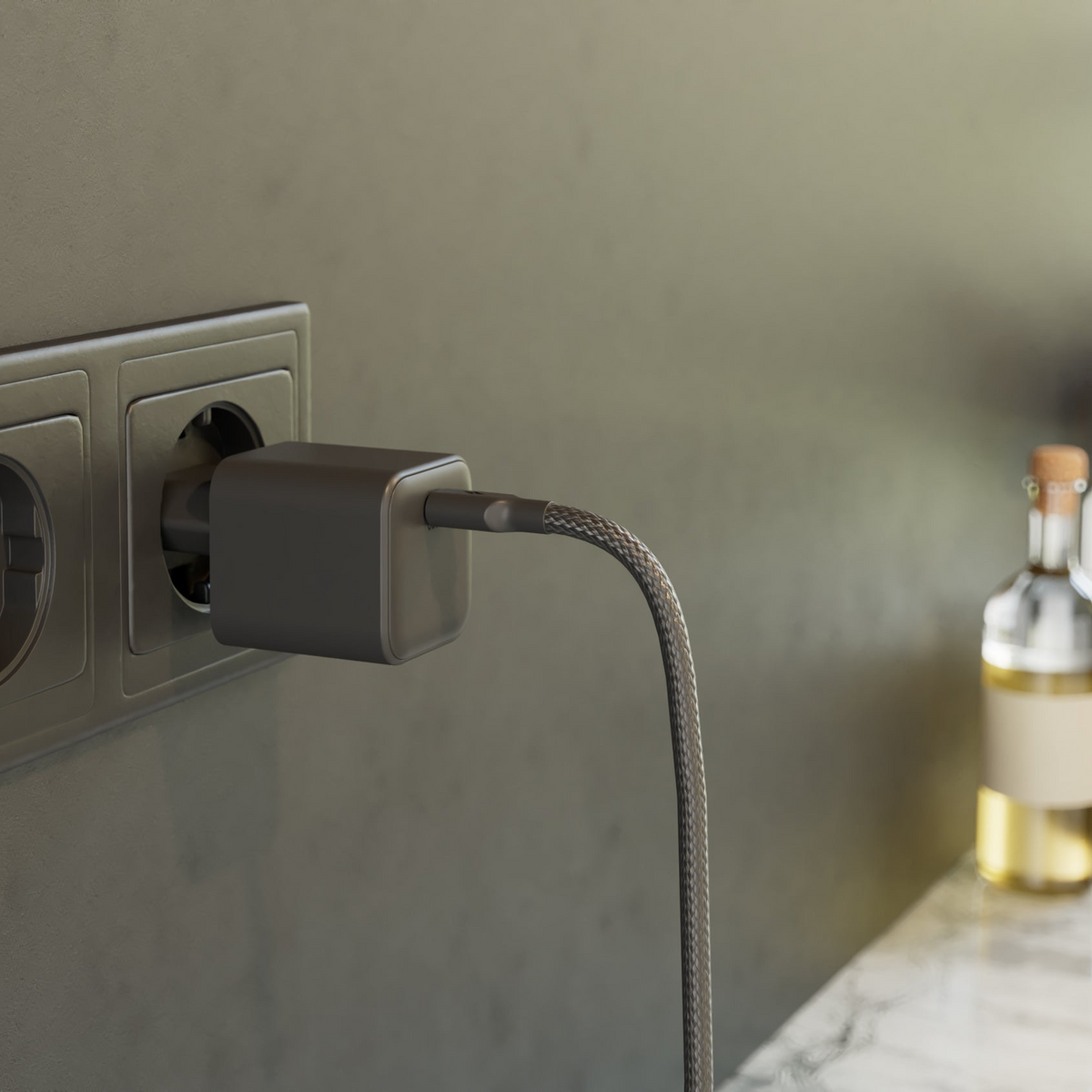 Compact USB-C Power Adapter (EU) | 30-100W