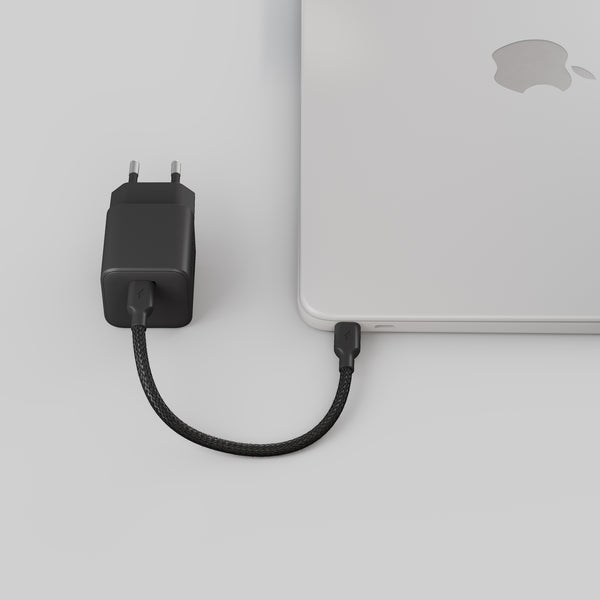 Compact USB-C Power Adapter (EU) | 30-100W