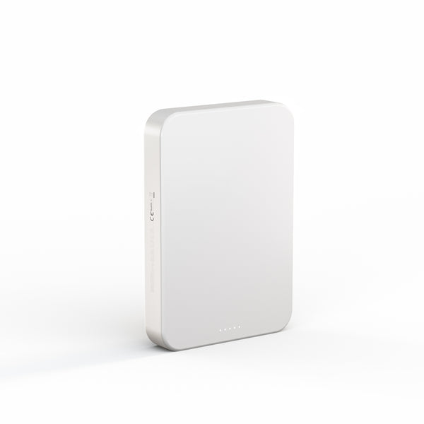 White Zens Semi Solid State Powerbank with MagSafe and wireless charging.
