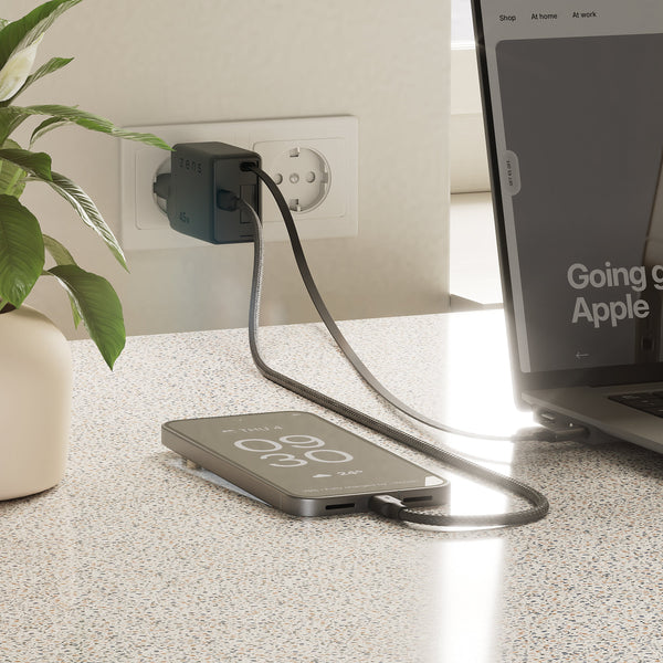 Retractable USB-C Power Adapter Zens 45W