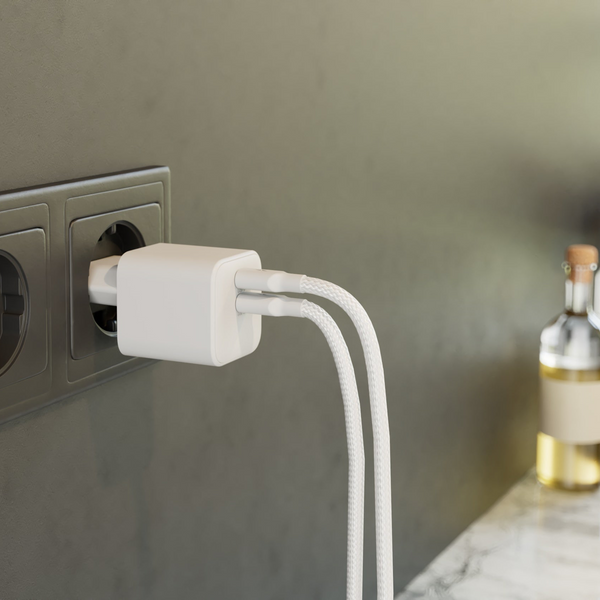 Compact USB-C Power Adapter (EU) | 30-100W
