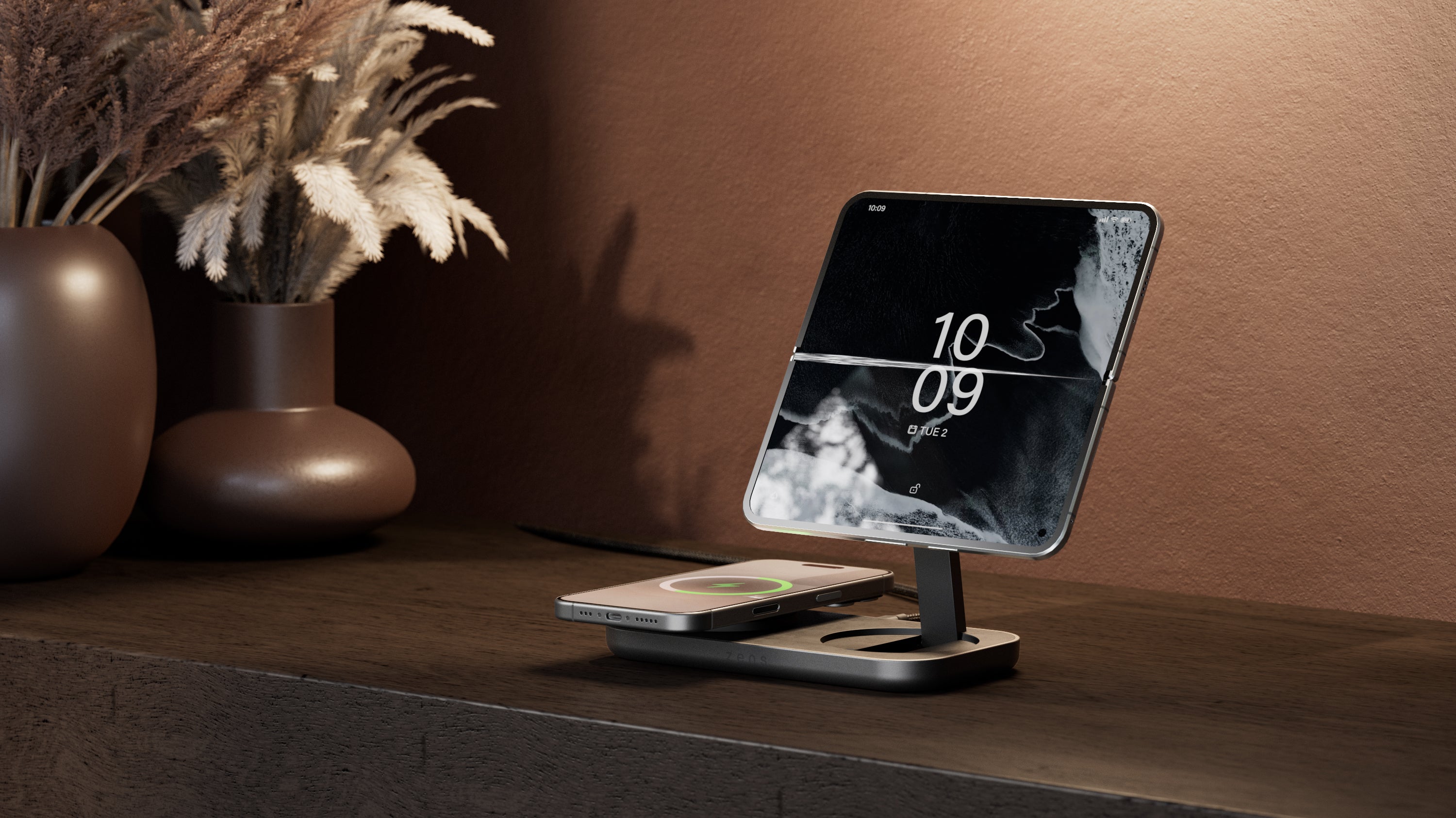 Duo Charger Pro 2 with Google Pixel Fold - Zens