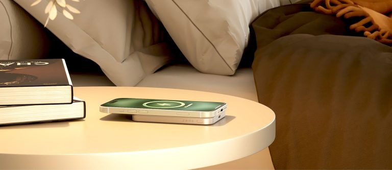 magnetische powerbank zens - lifestyle